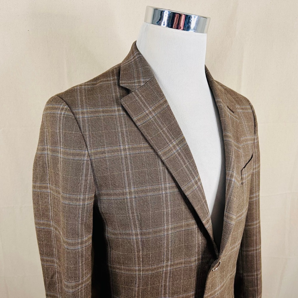 Nautica 36S Sport Coat Brown Plaid Two Button Double Vented Poly Rayon Blend
